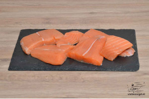 Zalmstukjes rauw per kilo